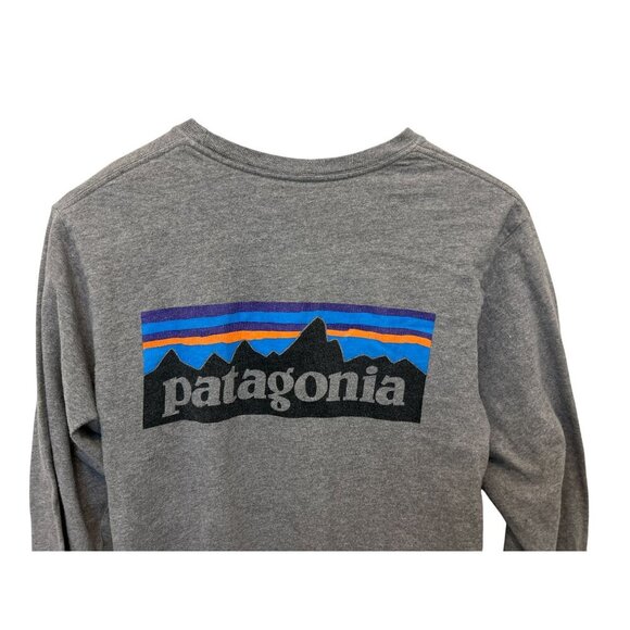 Patagonia Men's Small Long Sleeve T-Shirt Crewneck Grey Back Logo Graphic | - Picture 3 of 7